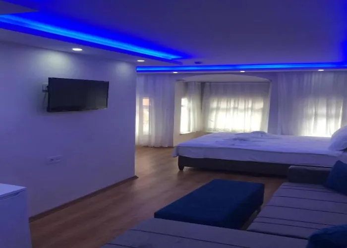 Blue Royal 3*