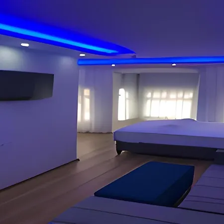 Blue Royal Otel